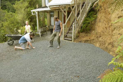 With the earth work finished the patio area is gravelled.