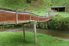Tudong: a superb bit of Kiwi ingenuity to keep the sheep dry.