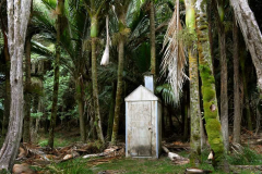 A more picturesque dunny site would be hard to find.