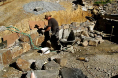 Simon making great progress on the southern arc. It really is looking like a wall now.