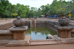 Kuttam Pokuna probably the finest bathing tanks in Sri Lanka. Two ponds each about 30m long and 5m deep. A wonder of hydrological engineering and architectural elegance.