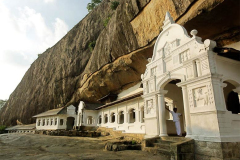 With more than 80 documented caves in the area Dambulla is a wonder. The main focus is these 5 caves with over 150 Buddha images enshrined.