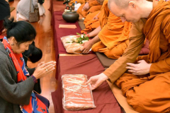 Giving and receiving. A beautiful gesture.