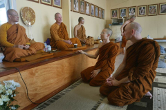 Four abbots - Ajahn Anan Kusalo Varadhammo and Dhammasiha - having an after lunch chat.
