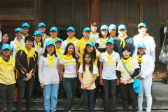 Dedicating merit on the occasion of the King of Thailands birthday.