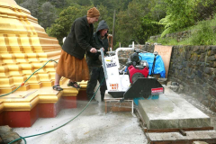 The base slab for the rupa was delivered too small. Drastic adaptation is required.