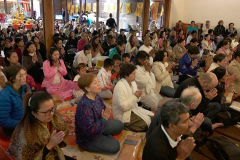 Many good friends gathered together to celebrate the Bodhinyanarama Kathina.
