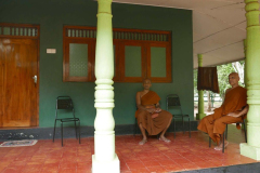 Resting outside our room at Situlpahuwa temple.