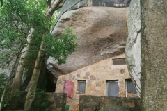 Another cave kuti - another drip ledge.