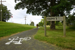 Tudong: The way is clear. Lunch awaits - we hope.