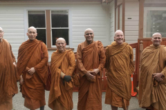 The Bodhinyanarama sangha pay a pre-vassa visit to Bhante Jinalankara.