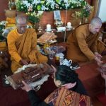 Vassa civara are offered by the laity to the Sangha.