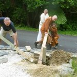 How many samanas does it take to pull one post? There was a plan to have lights on top but it was agreed as not necessary.